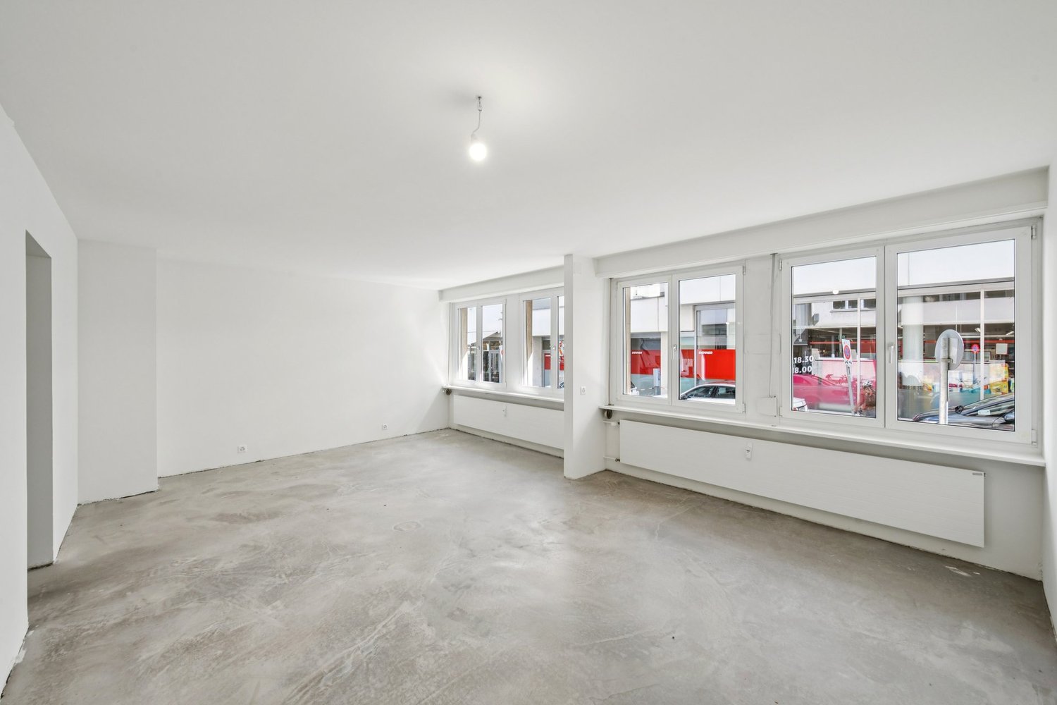 172m² office