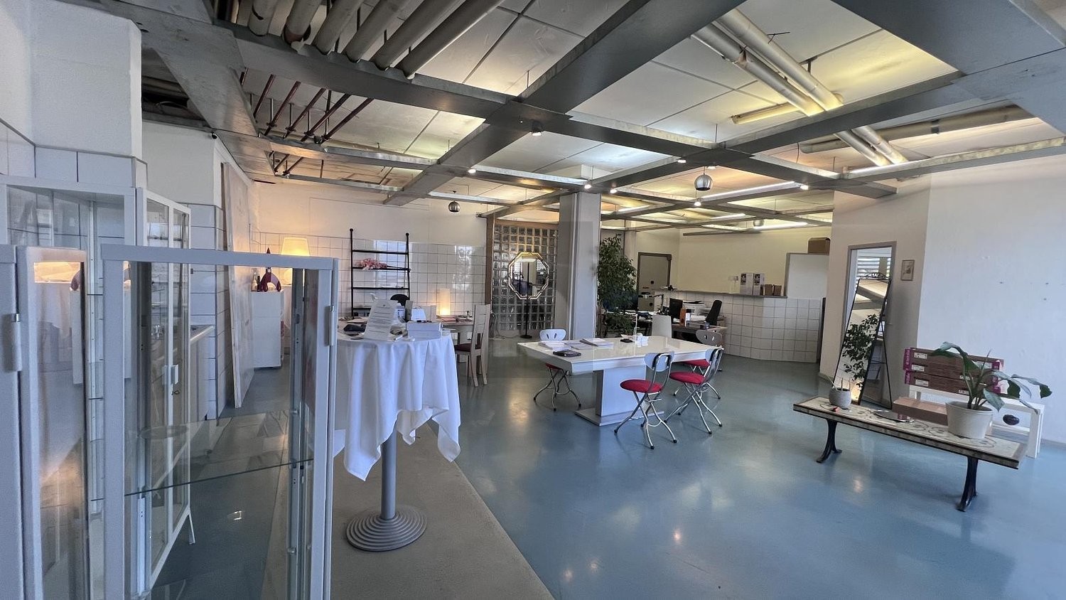130m² Büro