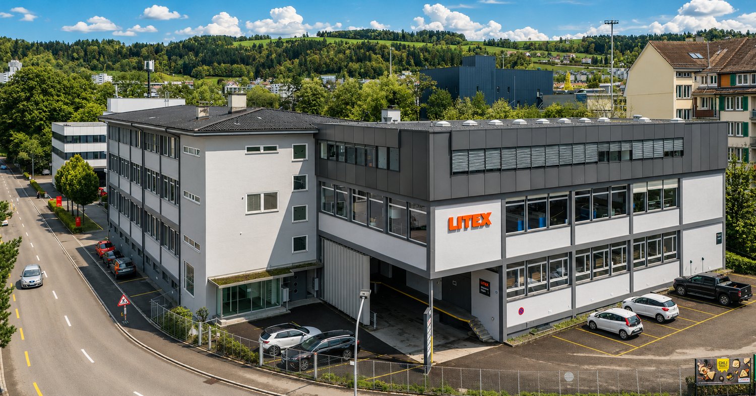 160m² workshop