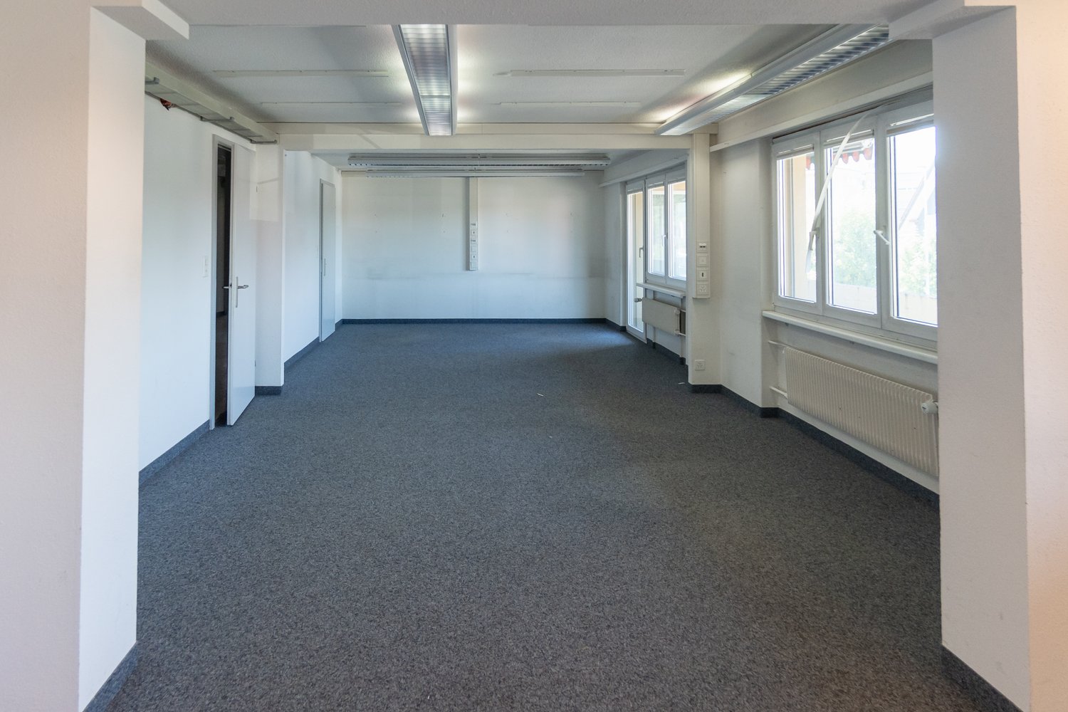200m² commerciale, foto 6 di 9