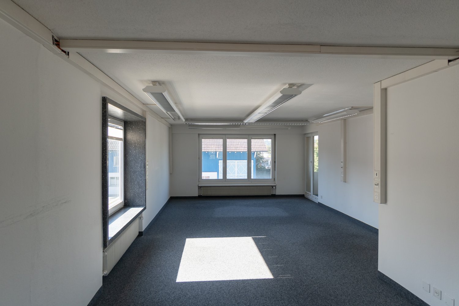 200m² commerciale, foto 7 di 9