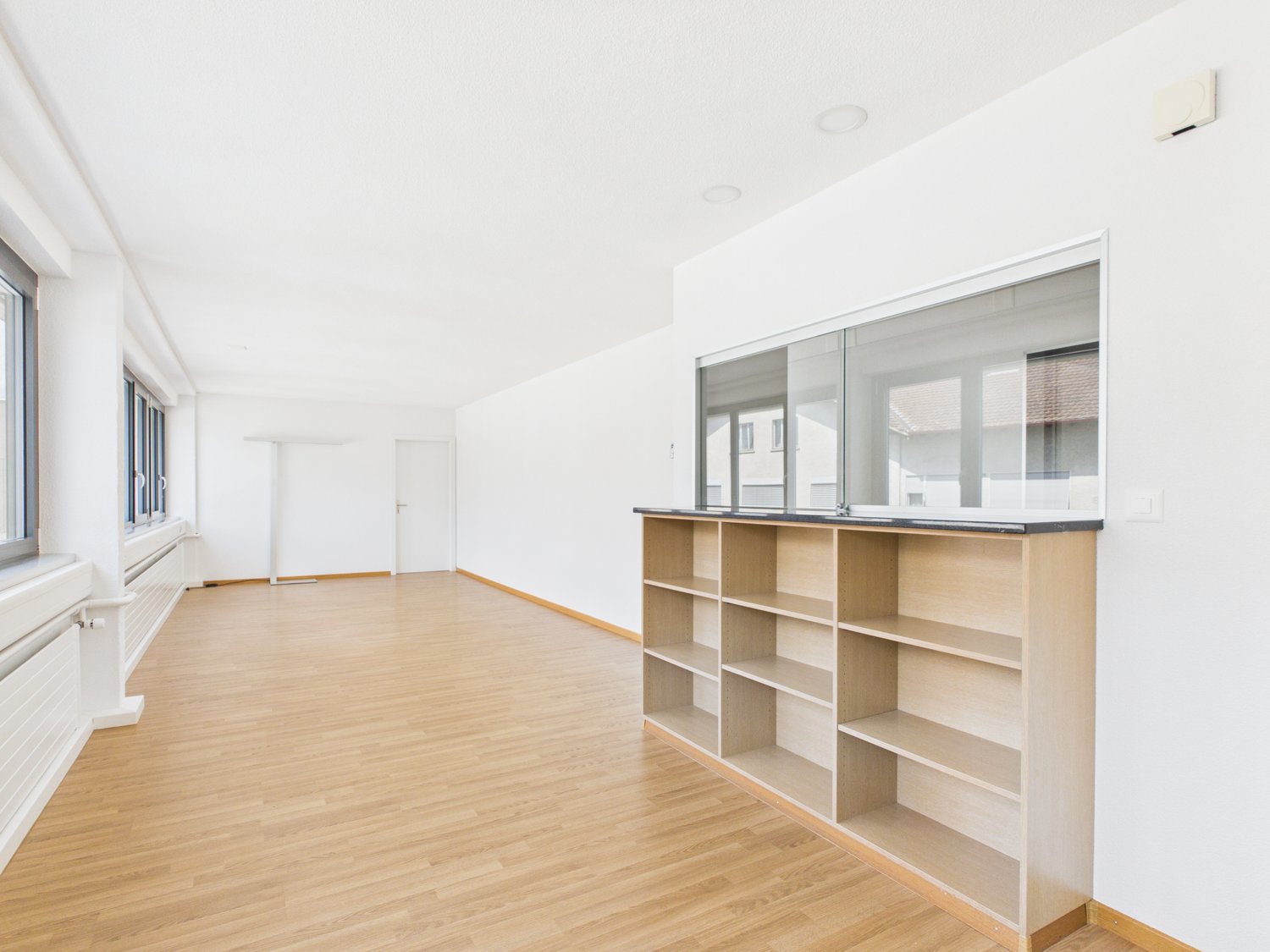 Office, Foto 2 von 10
