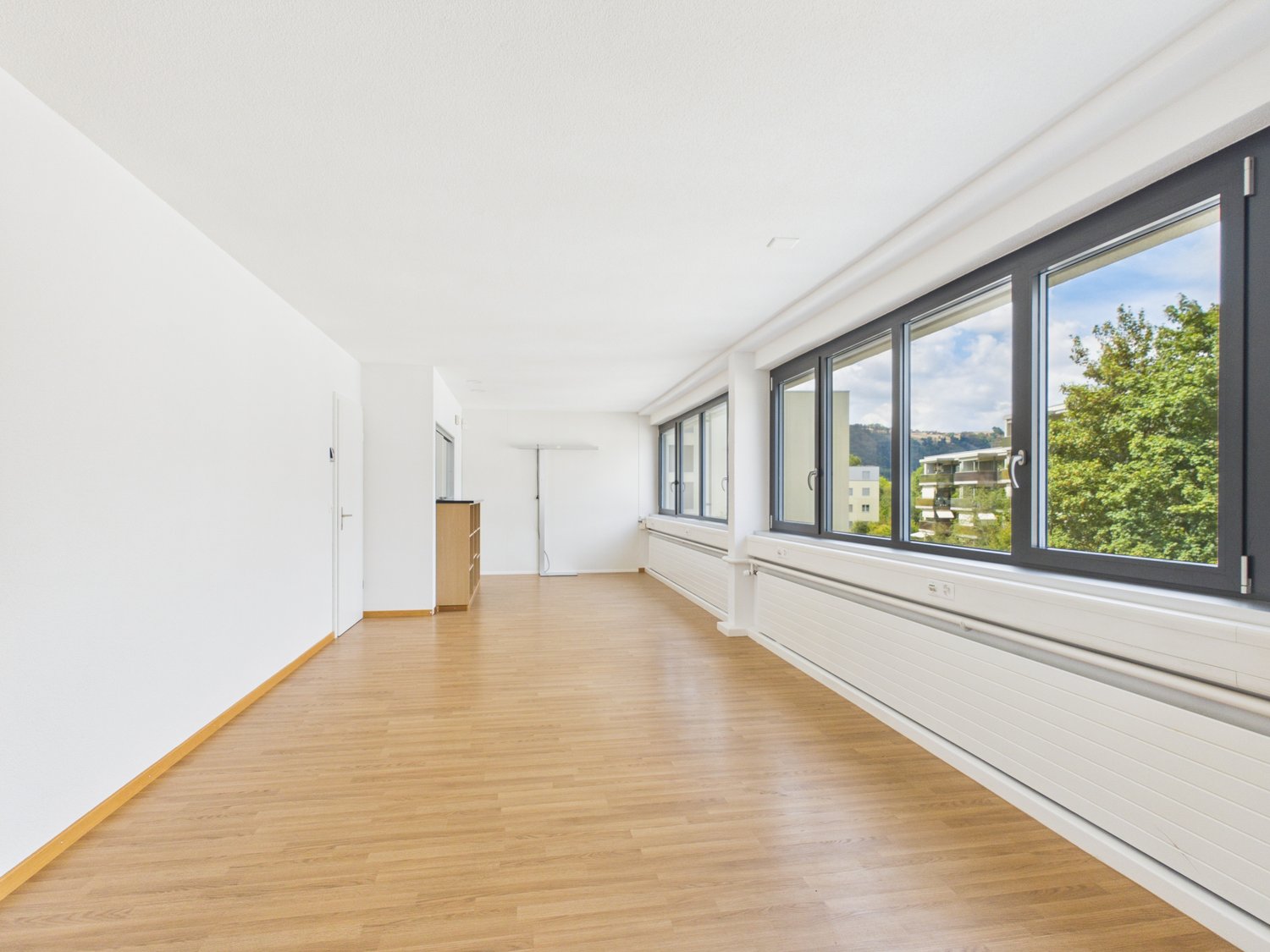 Office, Foto 1 von 10