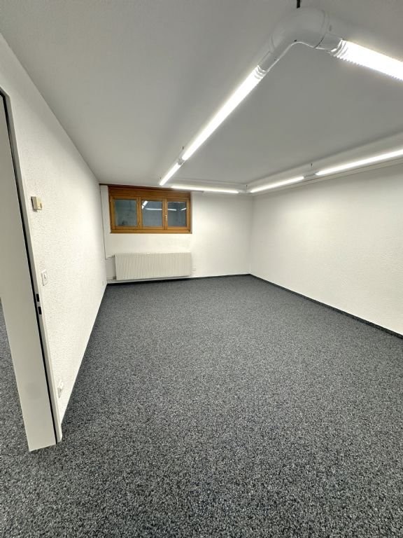 Commercial, Foto 5 von 8