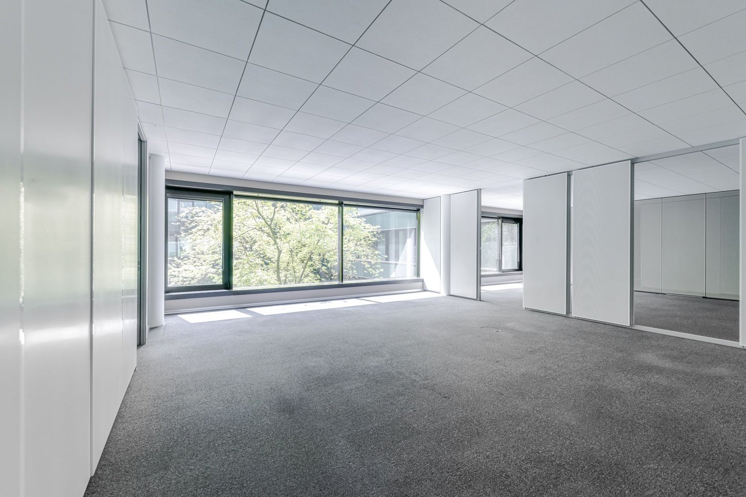 500m² office