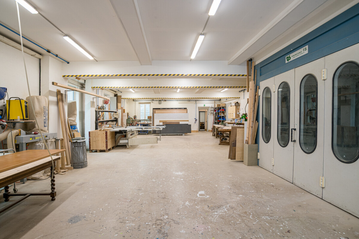 Local de stockage de 385m²