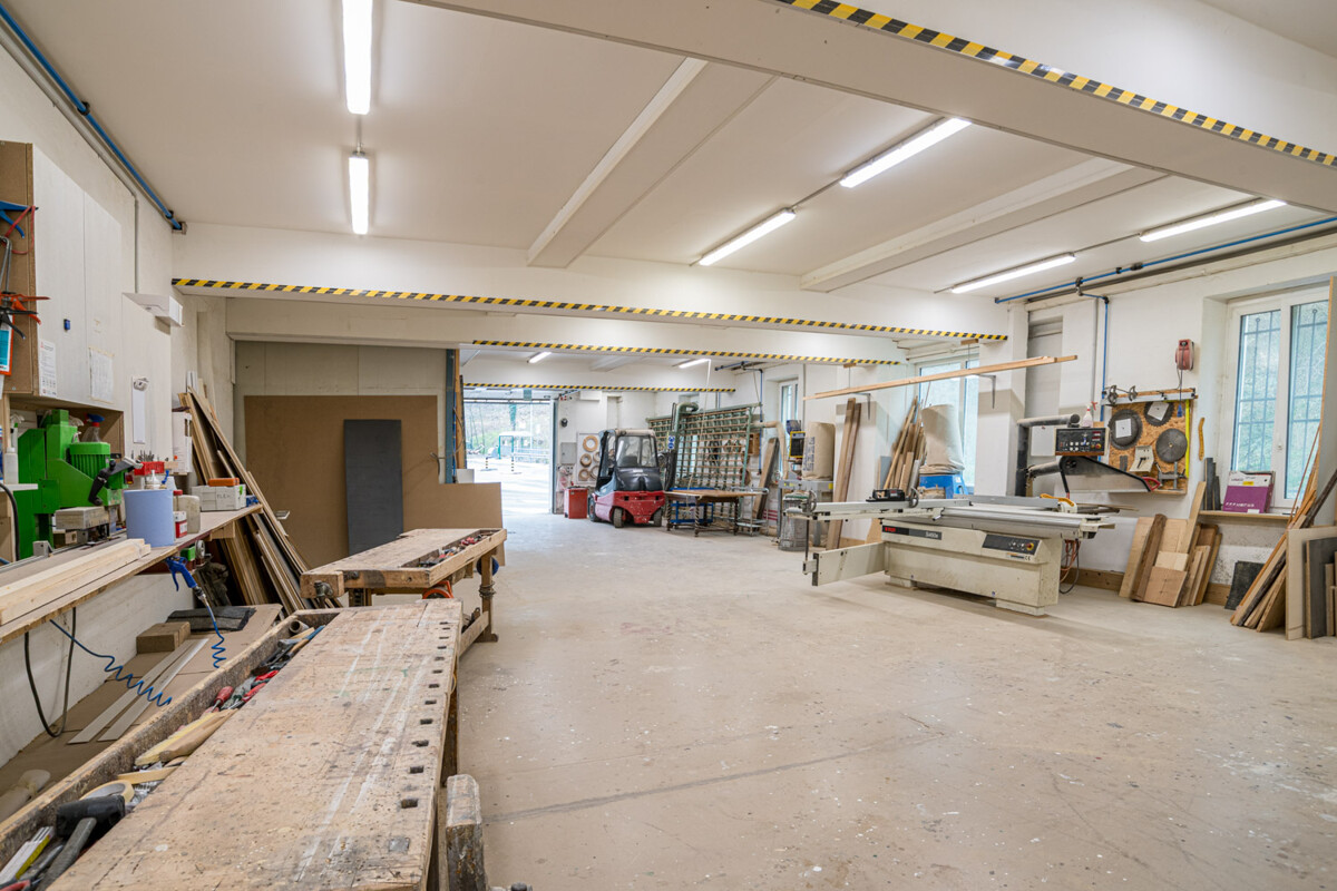 Local de stockage de 385m²