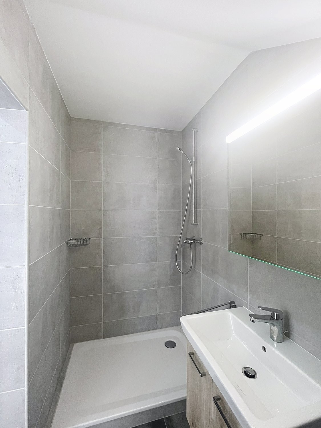 125m² Büro, Foto 1 von 7