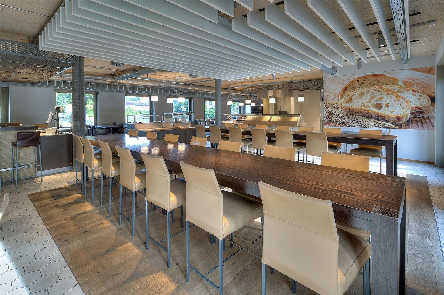 366m² commercial