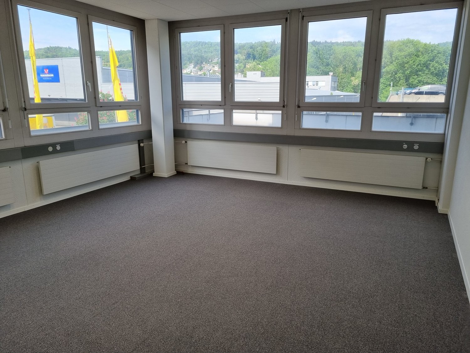 Office, Foto 2 von 5