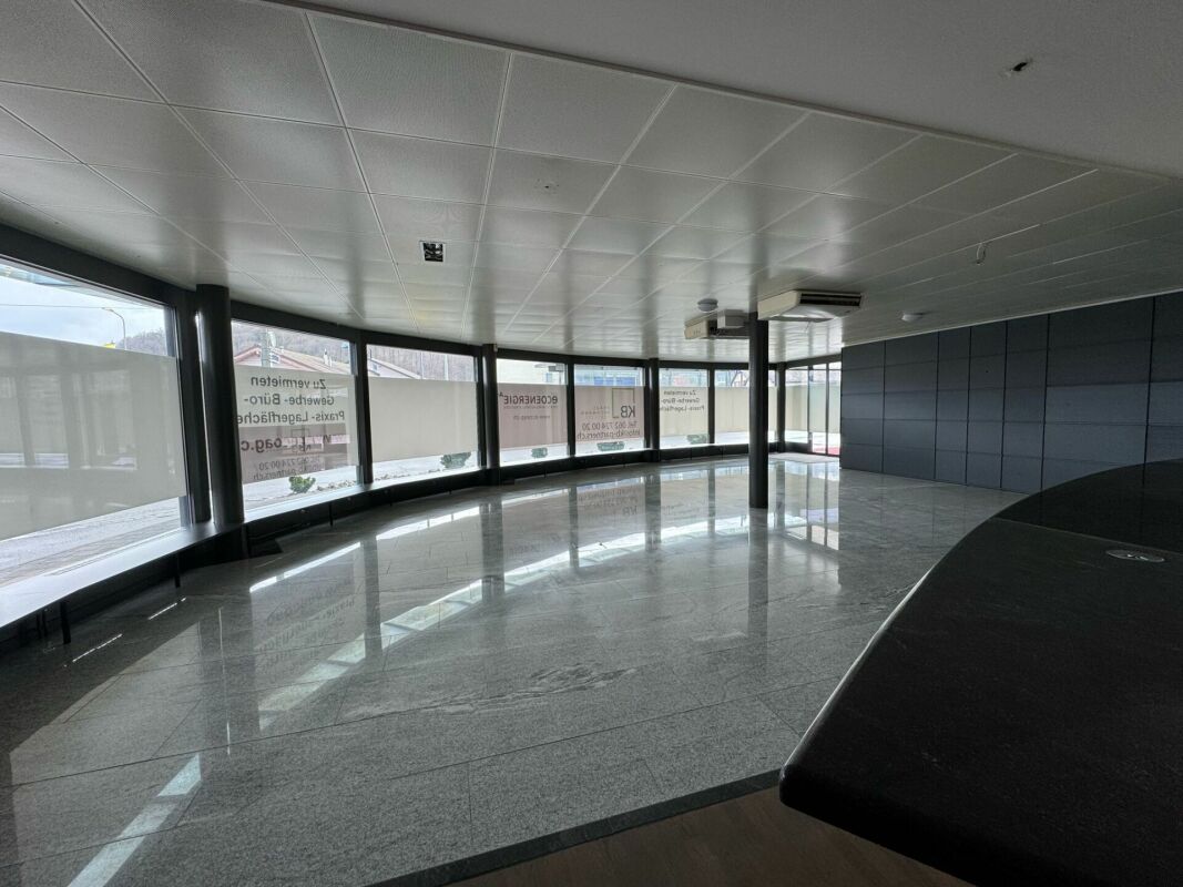 270m² advertising area, Foto 4 von 10