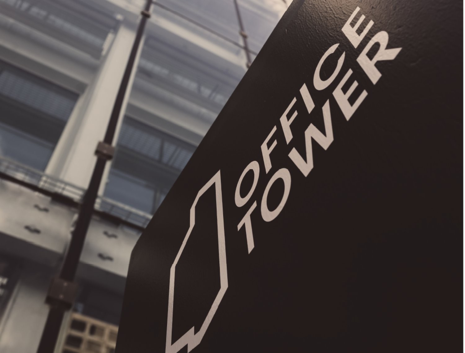 1443m² office