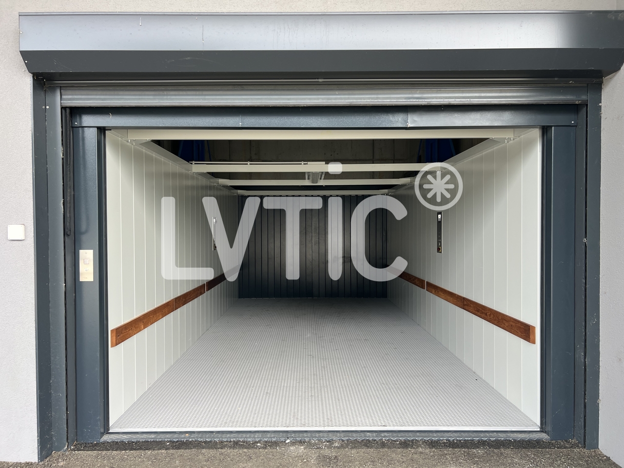 1182m² Industrieobjekt