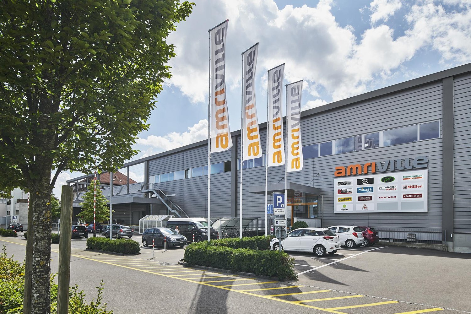 399m² commercial