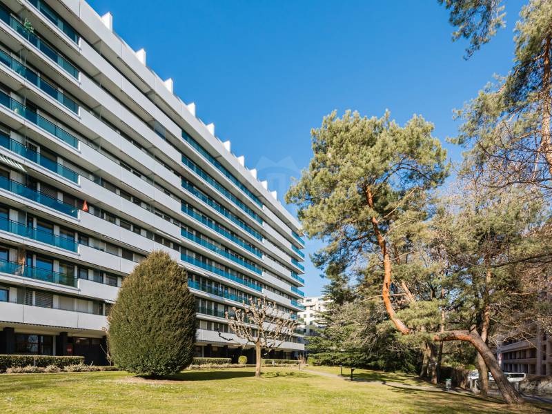 432m² Büro, Foto 1 von 10