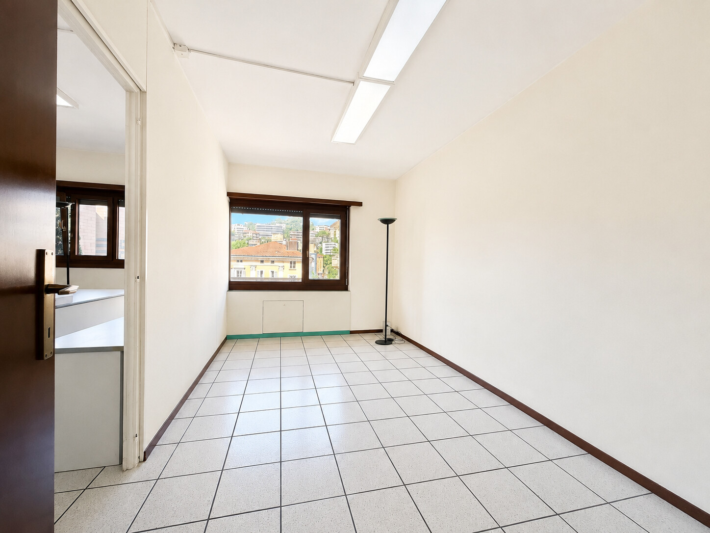Bureau de 20m², photo 5 sur 8