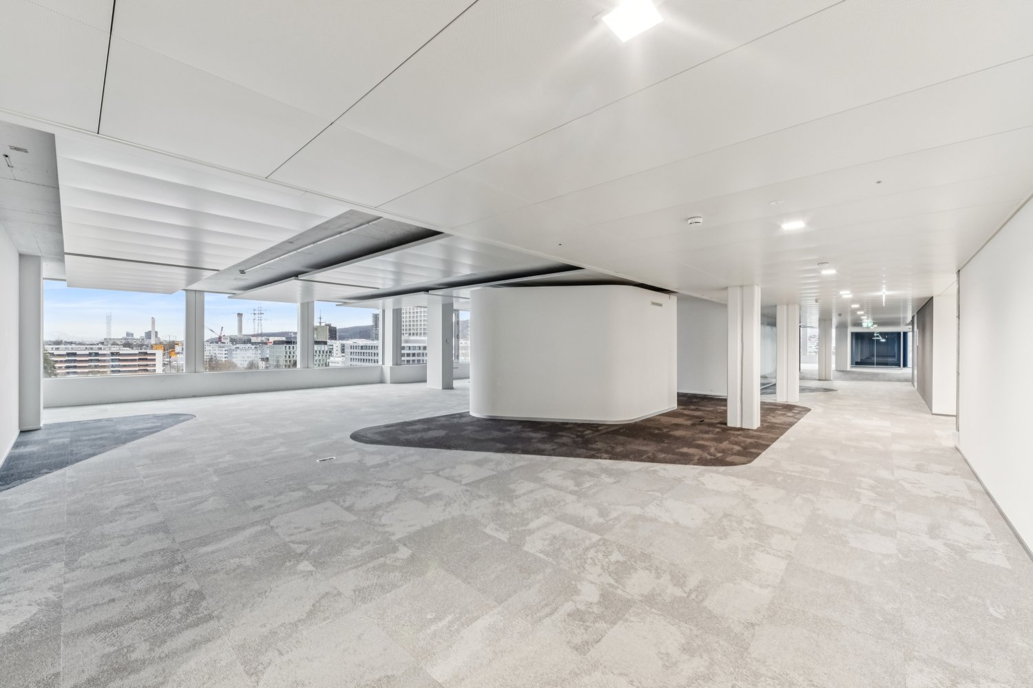 1183m² office