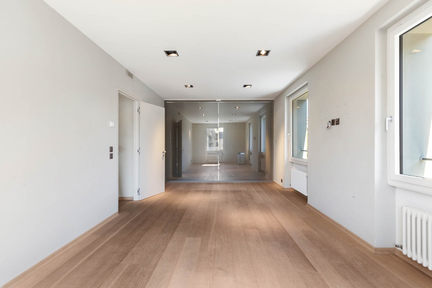 206m² Büro, Foto 4 von 10
