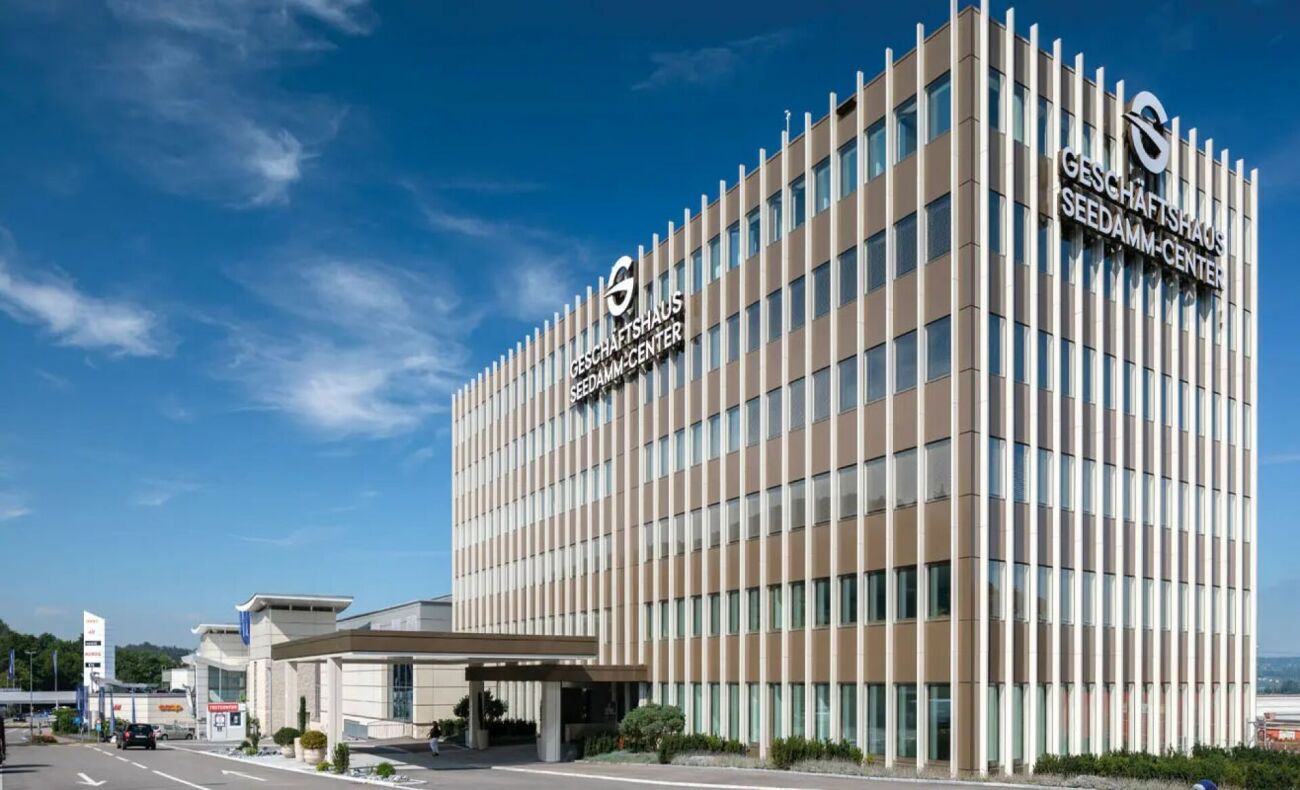 580m² office, photo 7 of 10