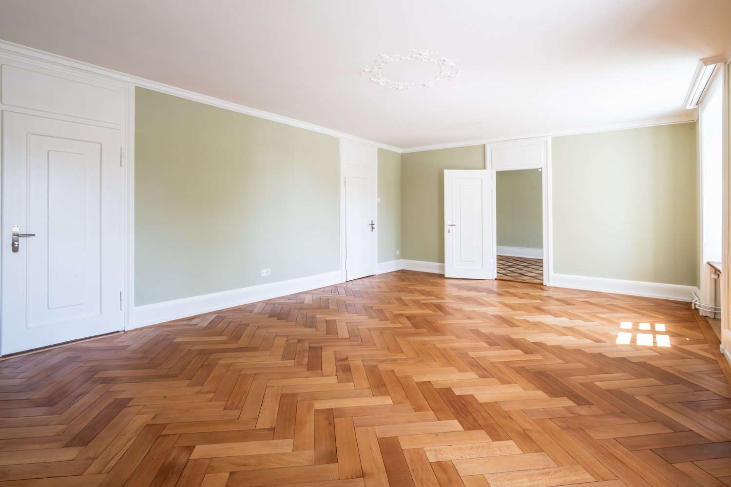 57m² office