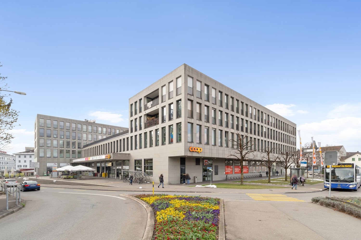 55m² office