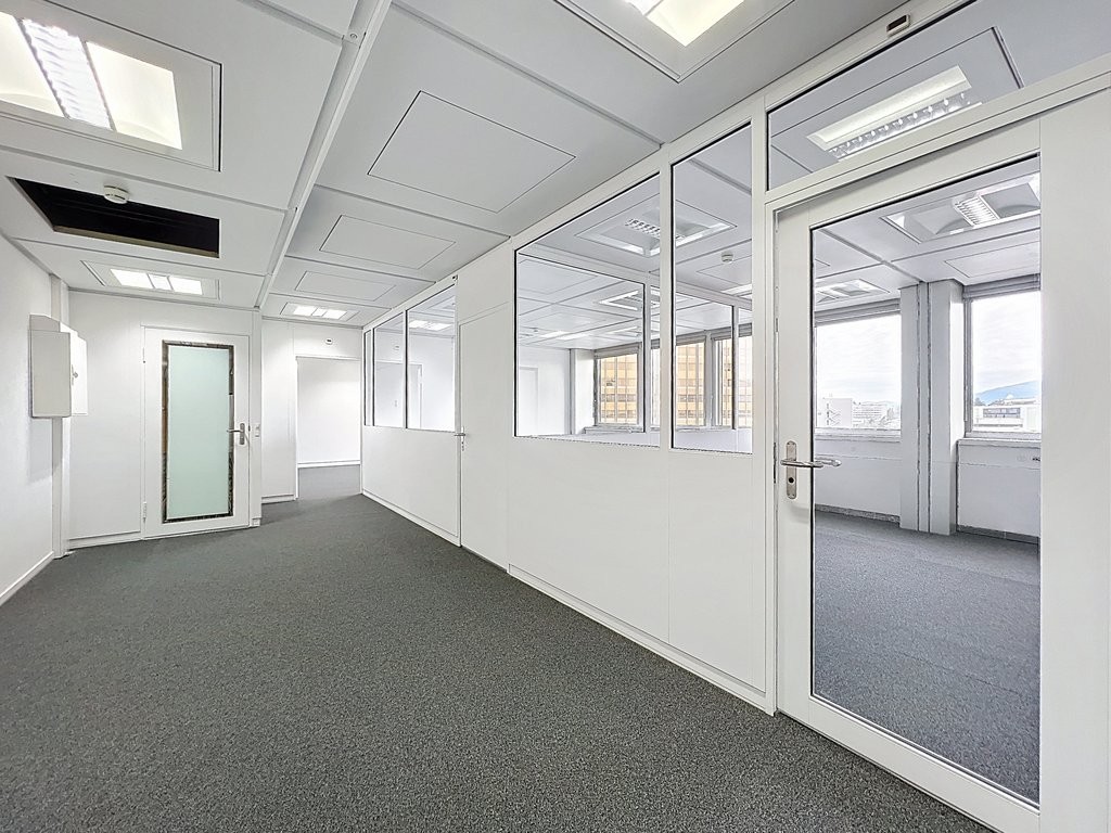 161m² Büro, Foto 3 von 7