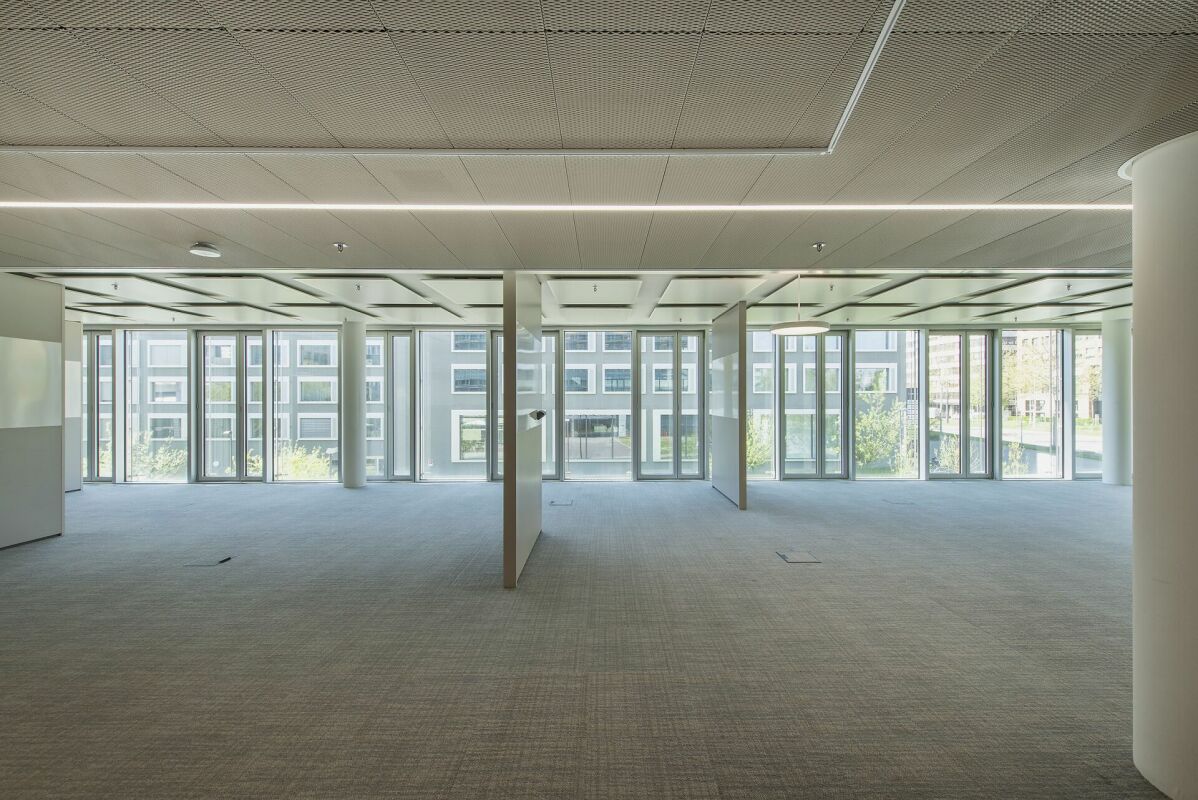 1500m² office