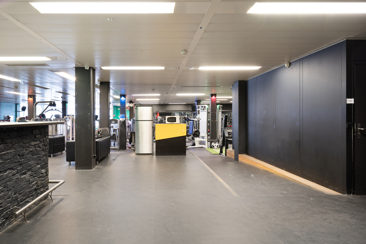 970m² commercial, Foto 4 von 4