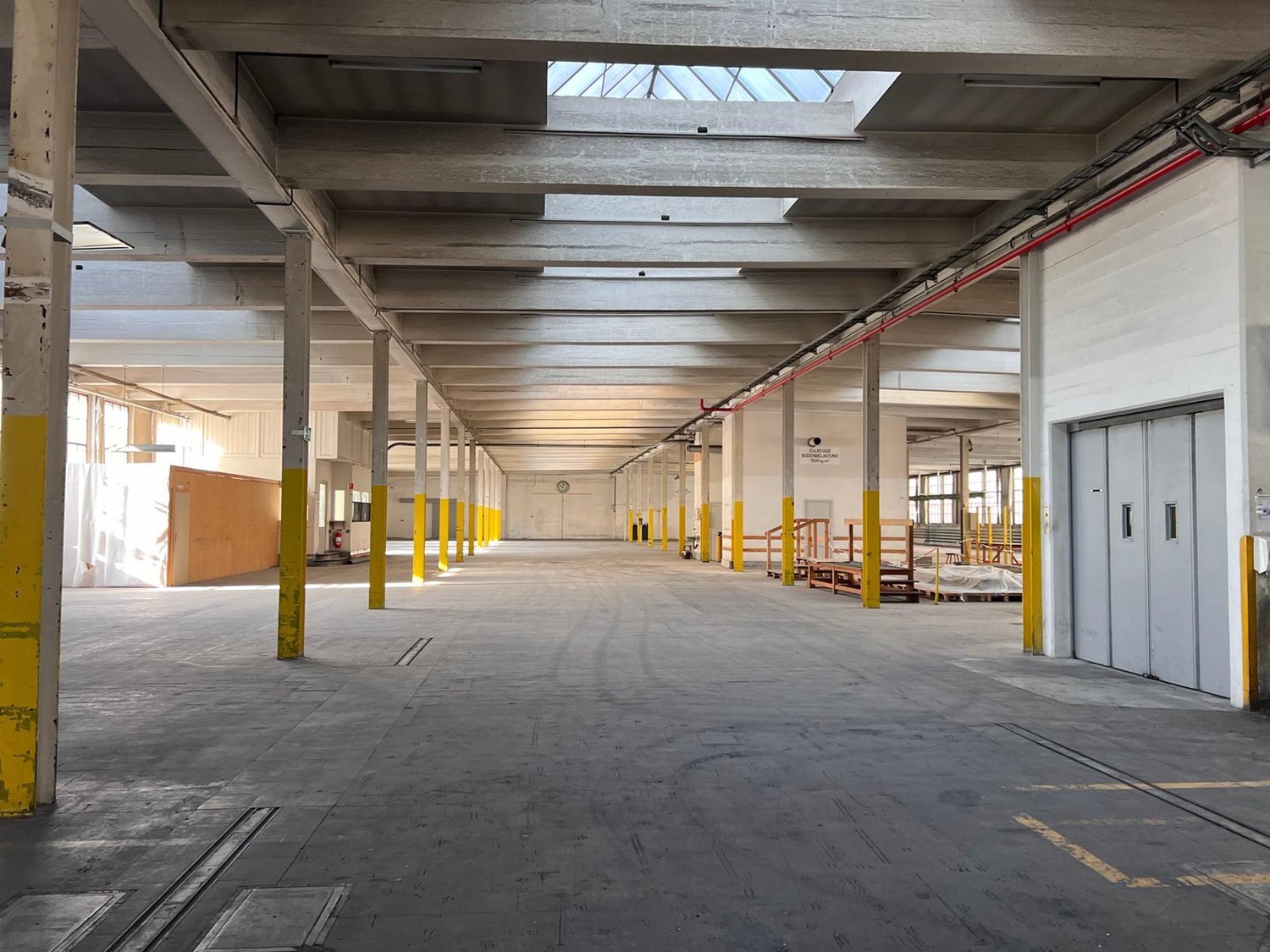 2362m² commercial