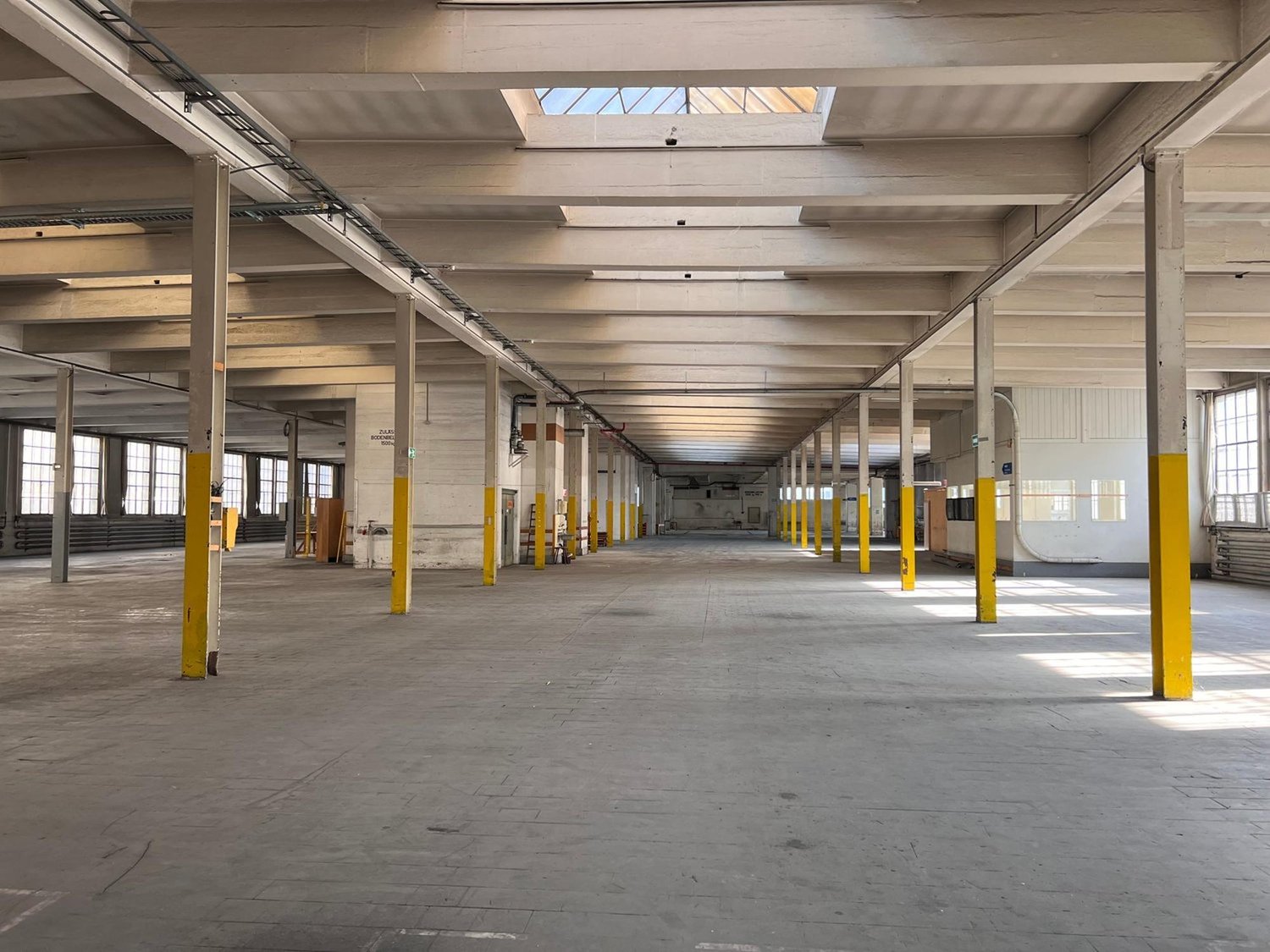 2362m² commercial