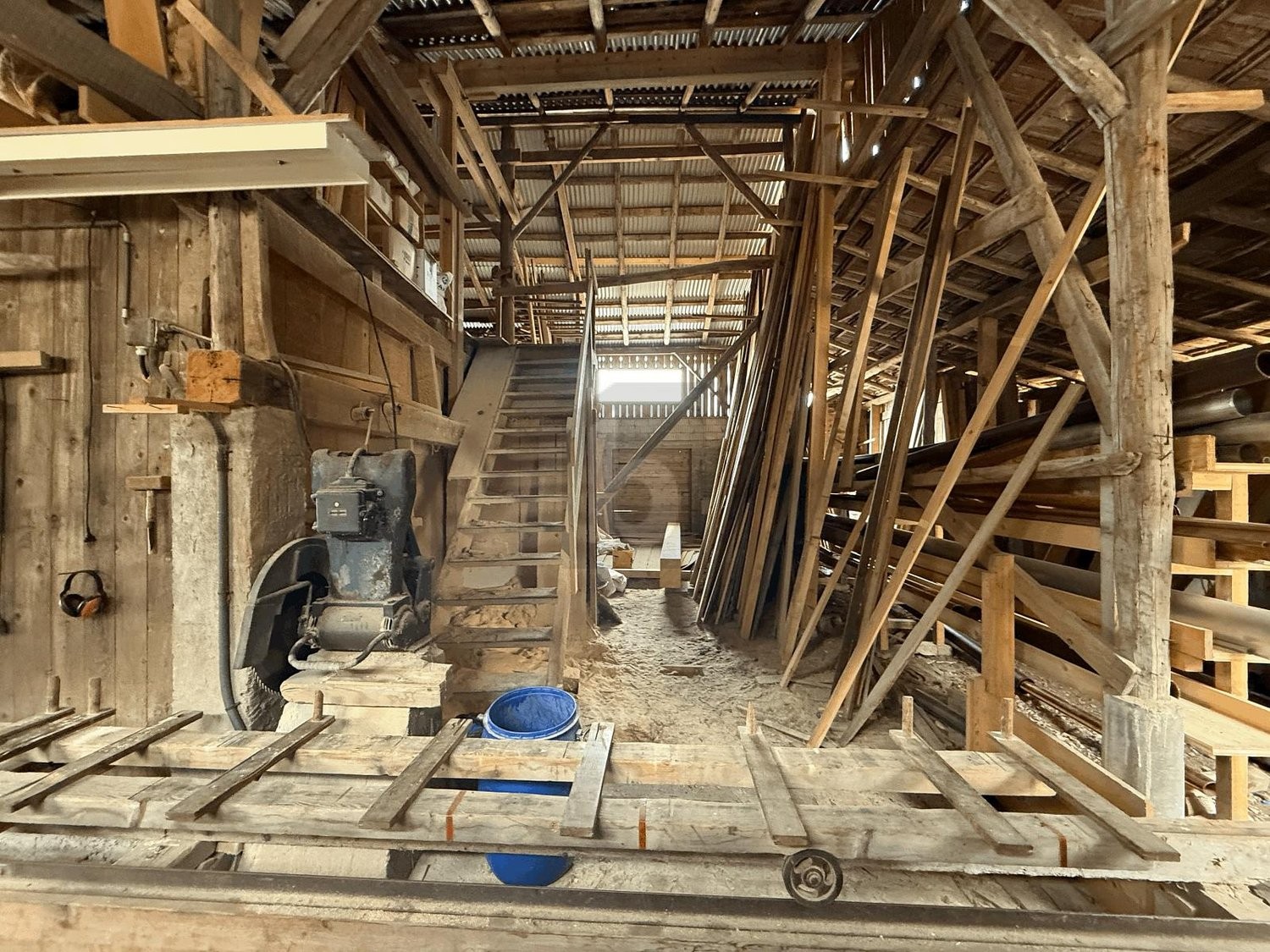 Atelier, foto 3 di 3