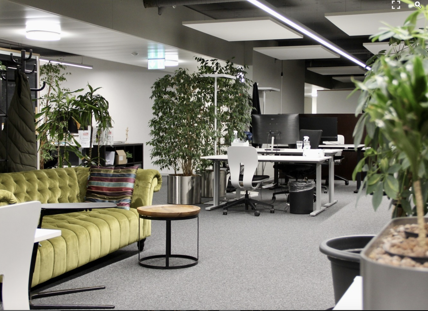 22m² office