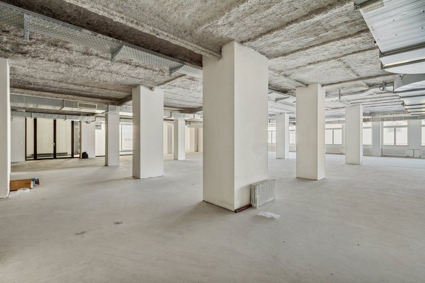 909m² Laden, Foto 10 von 10
