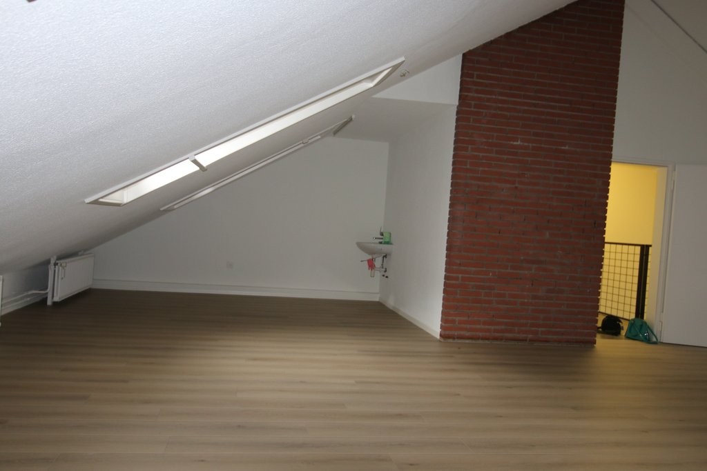 54m² commercial, photo 2 sur 5