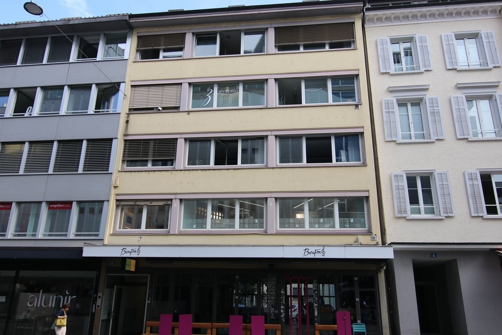 54m² commercial, photo 1 sur 5