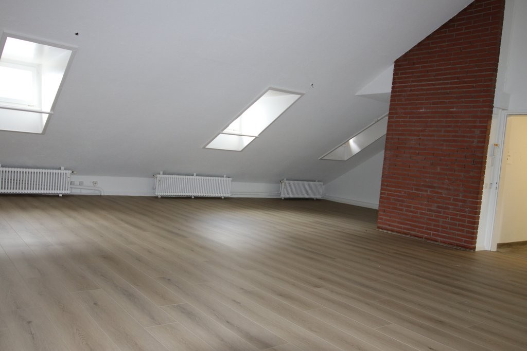 54m² commercial, photo 3 sur 5