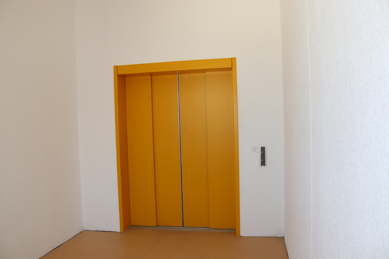 380m² Büro