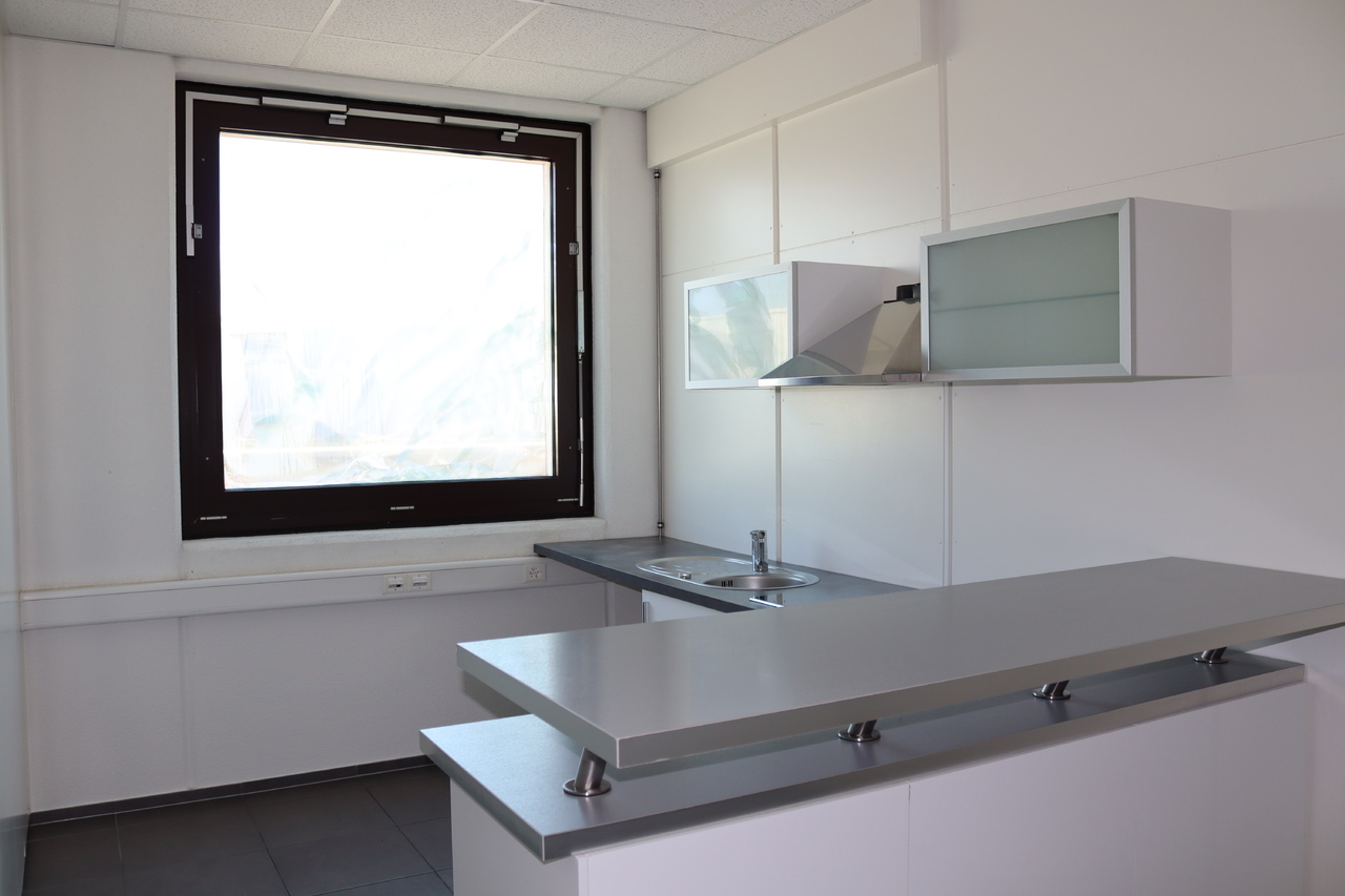 380m² Büro