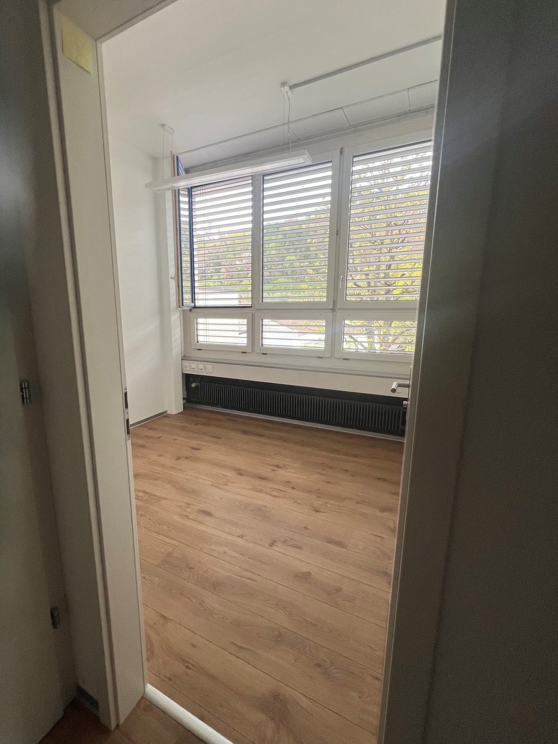 47m² office