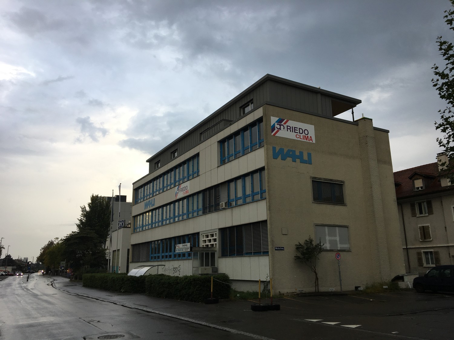 47m² office