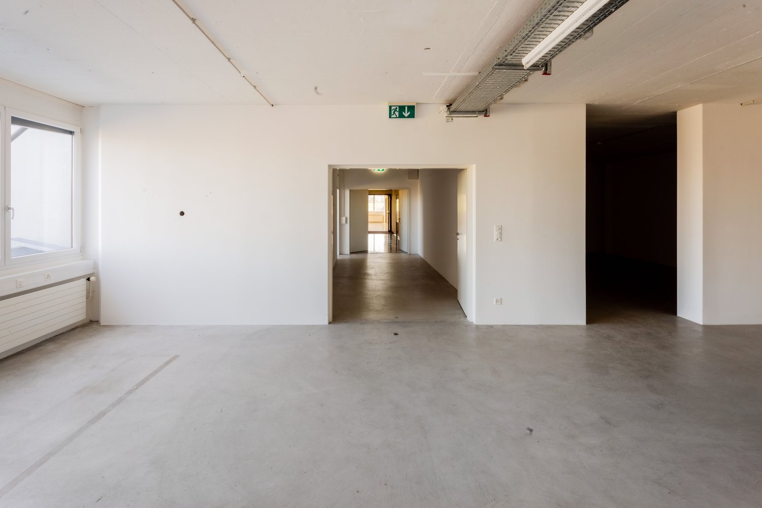 304m² commerciale, foto 10 di 10