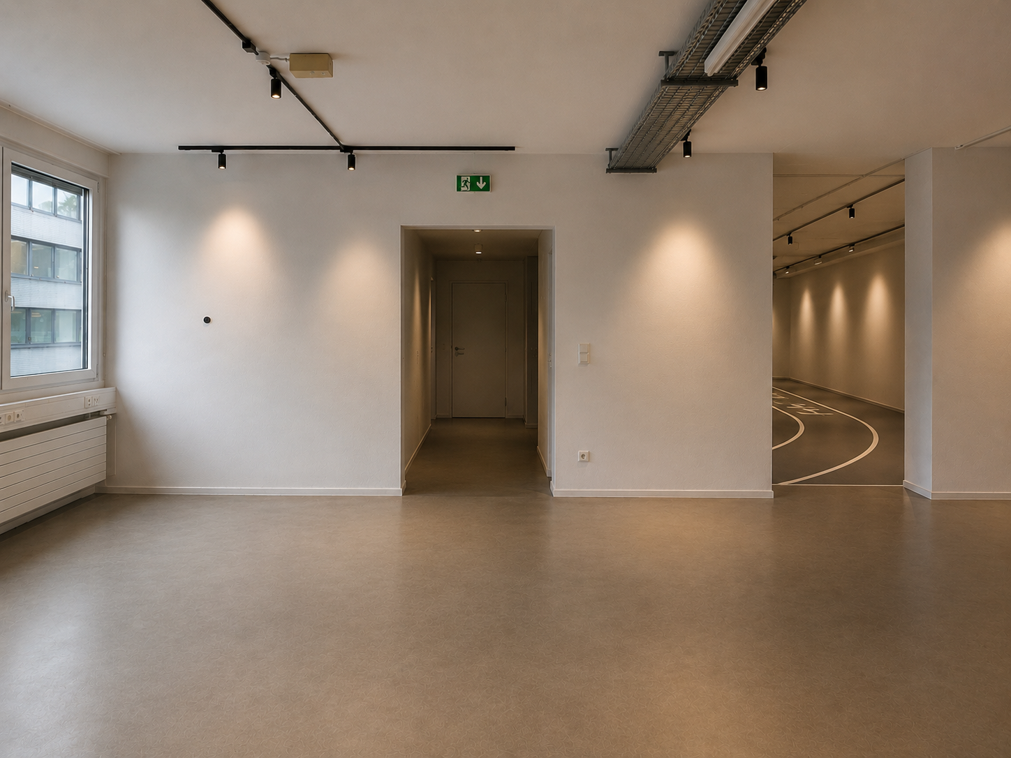 304m² commerciale, foto 9 di 10