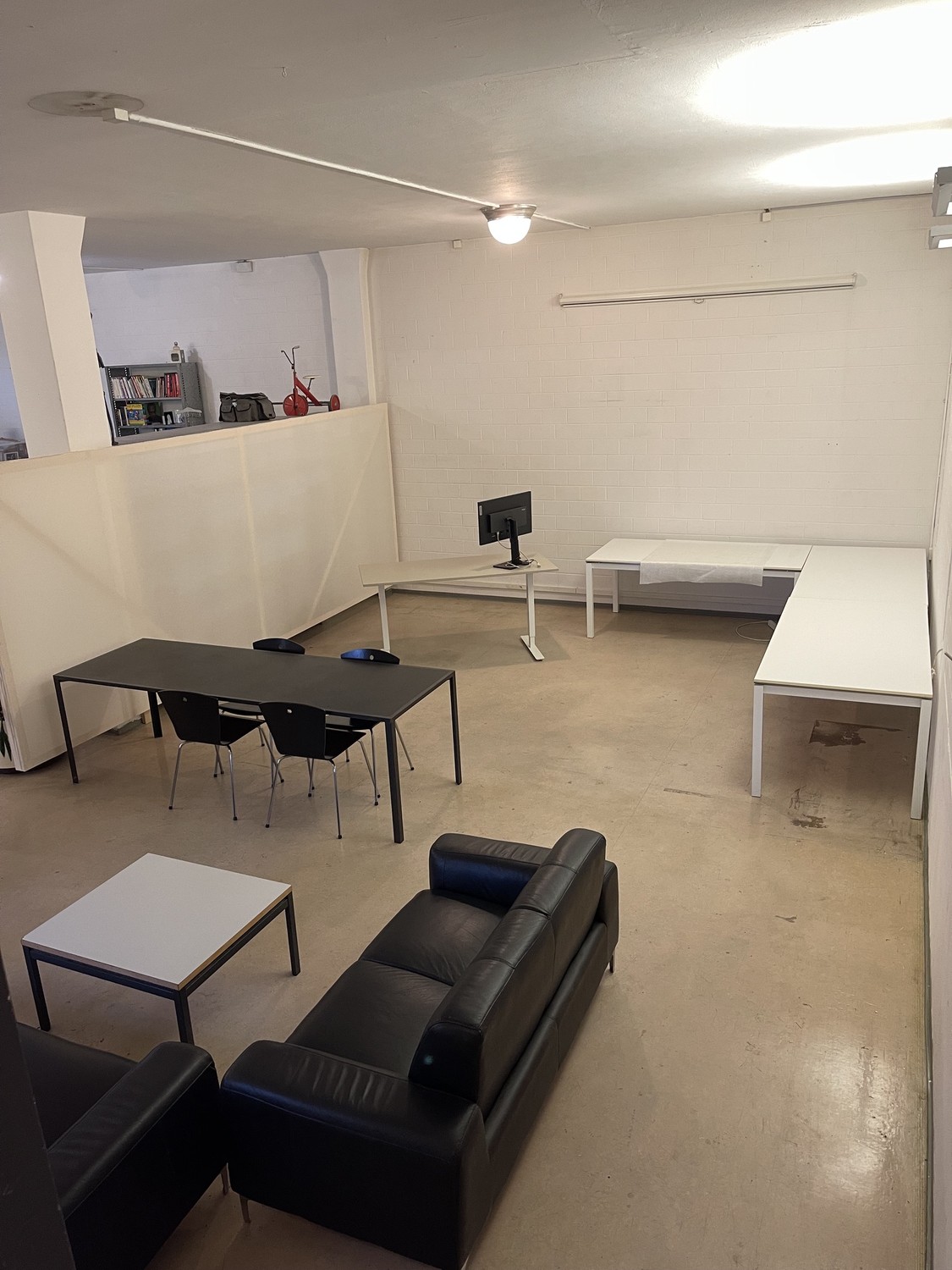 25-50m² office