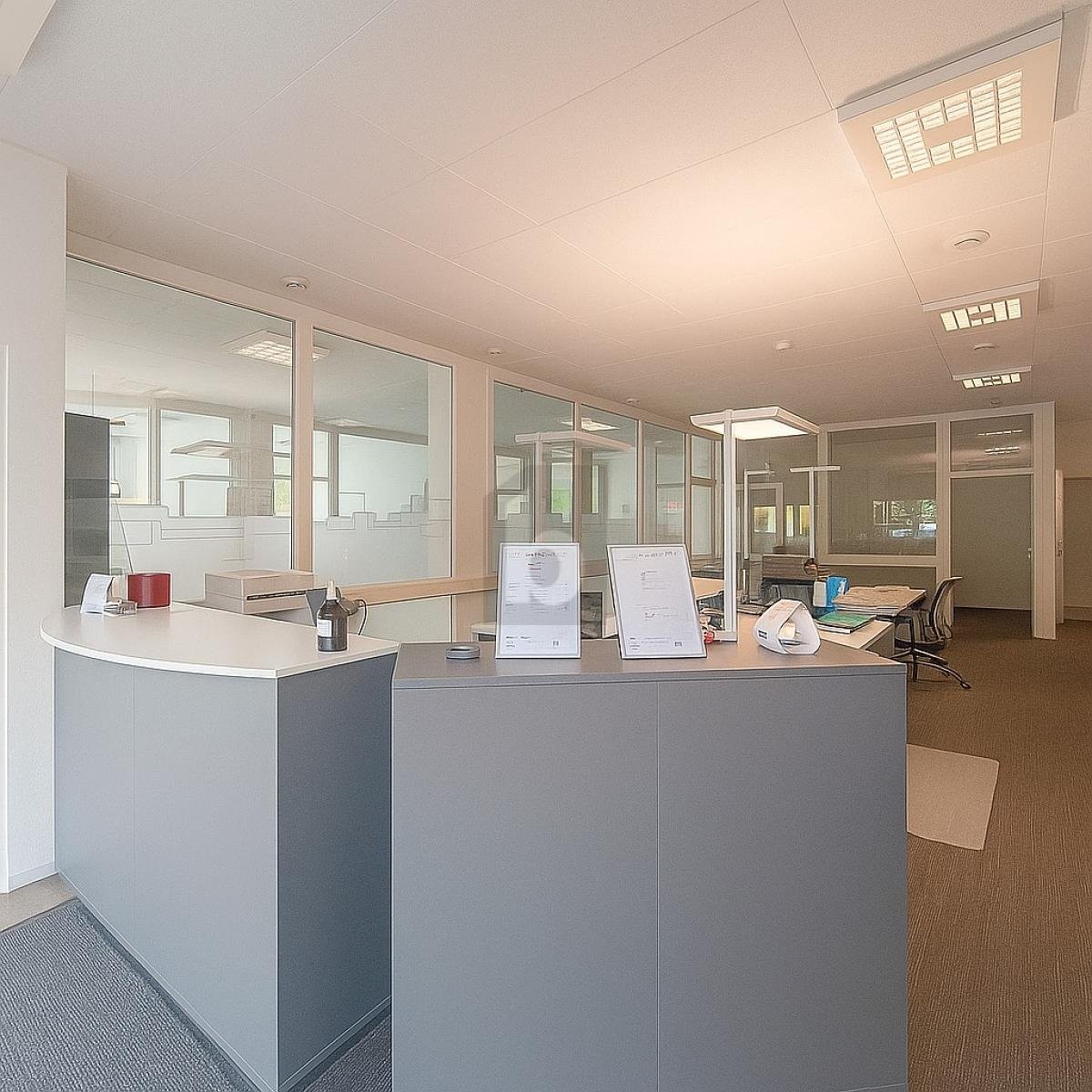 400m² office