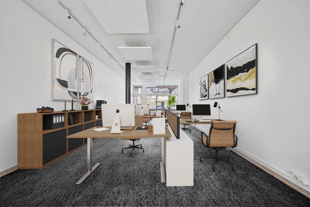 138m² shop