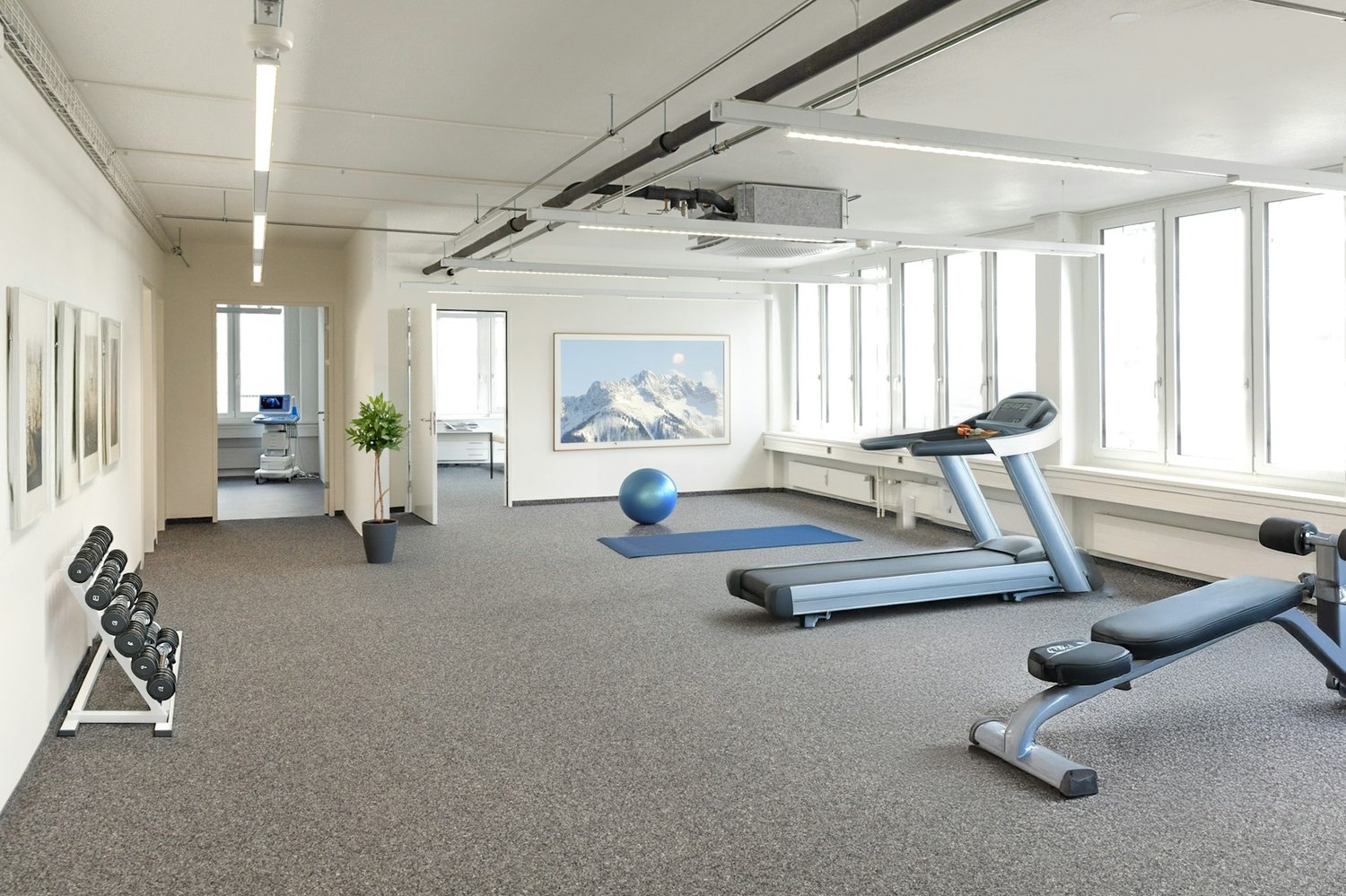169m² office