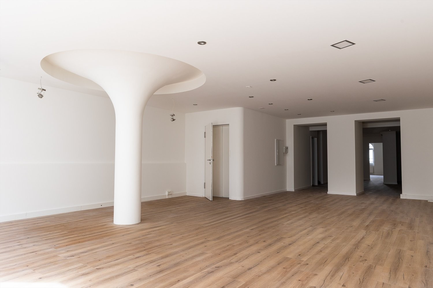 140m² hairdresser