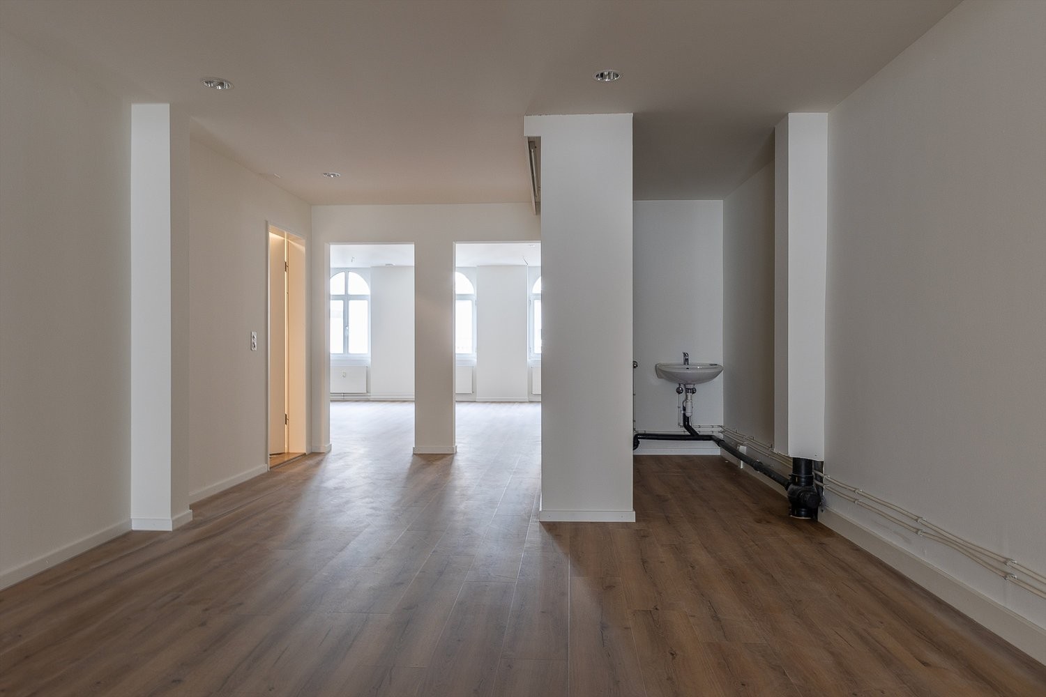 140m² hairdresser