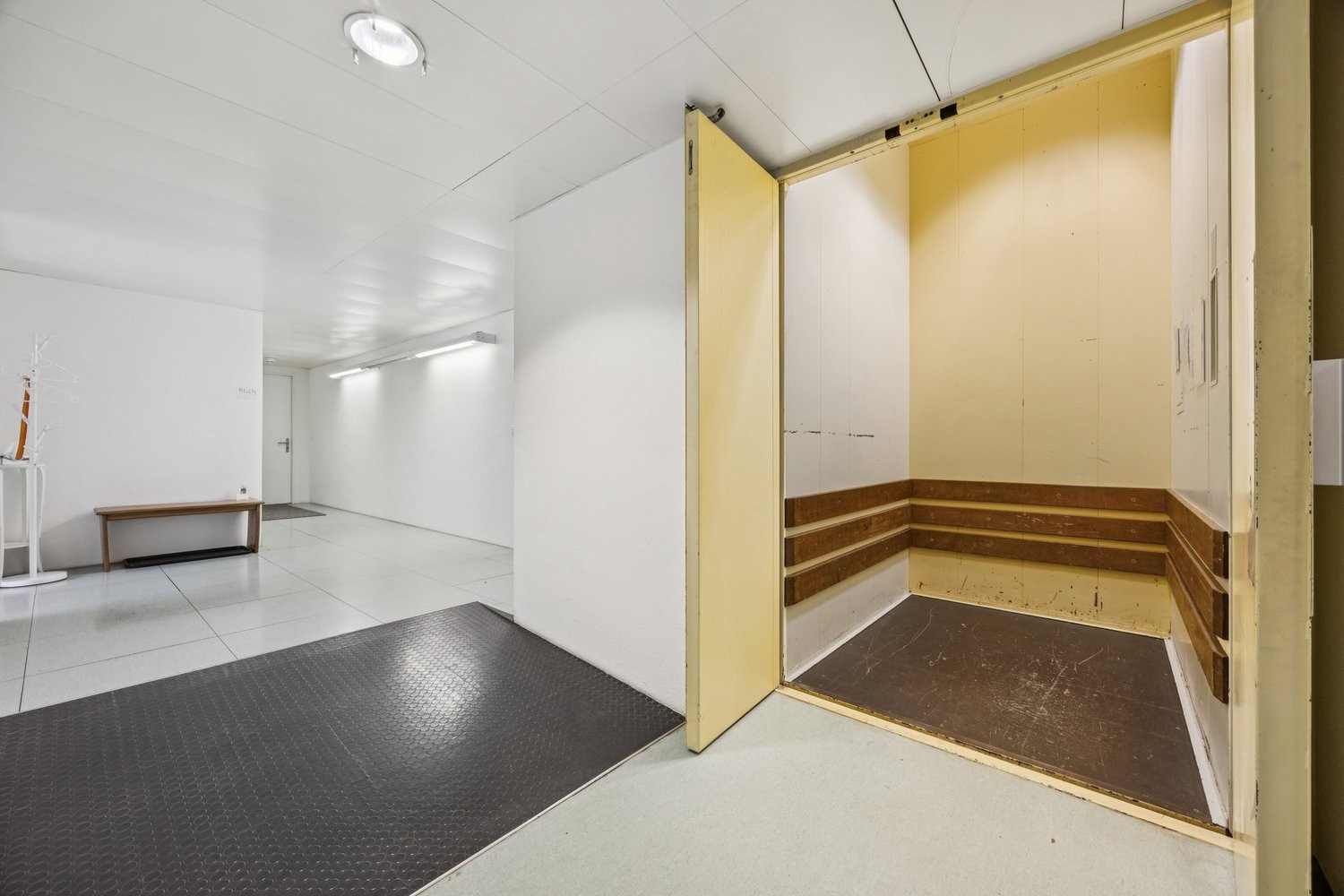95m² bureau, photo 8 sur 8