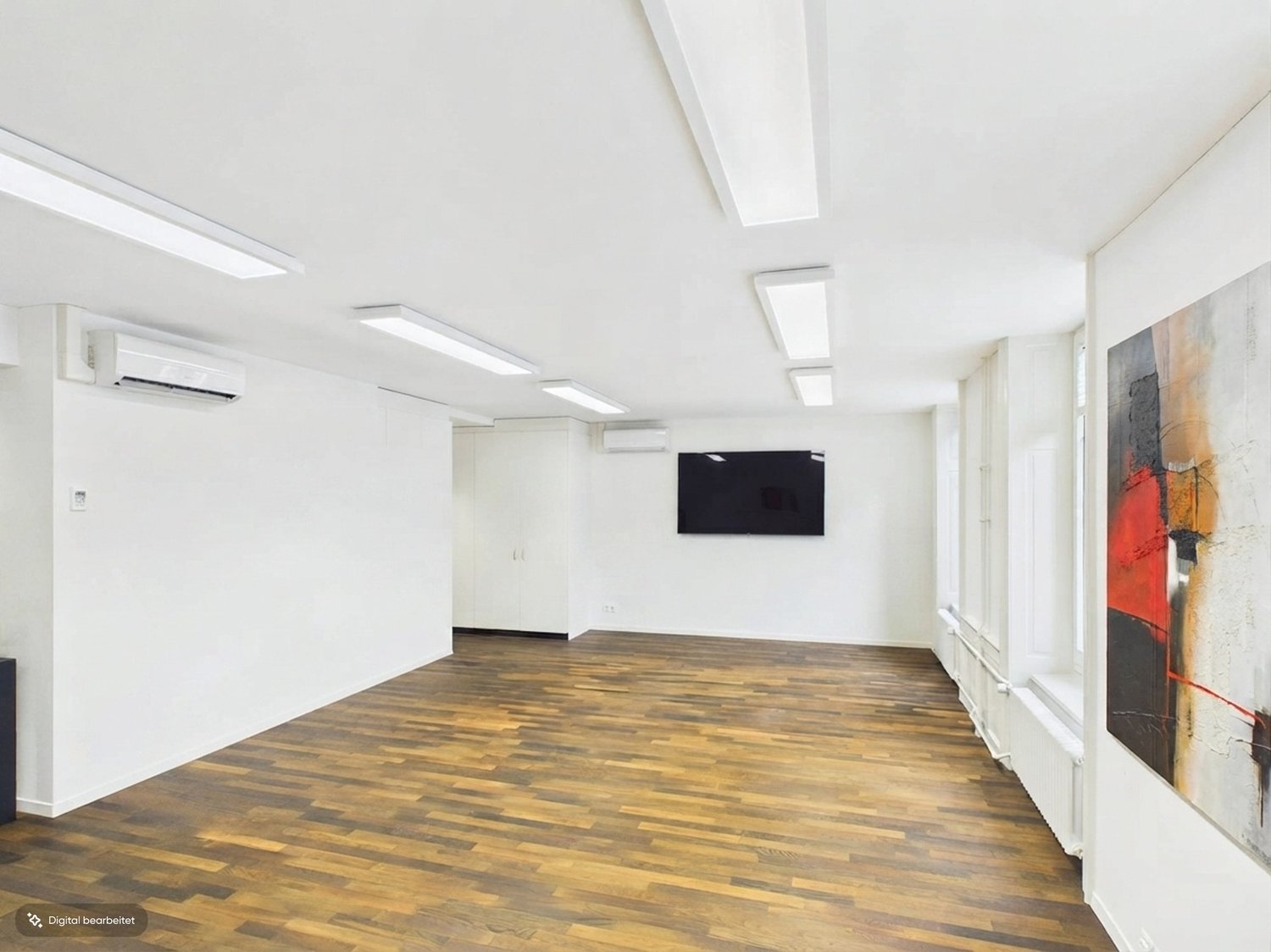 130m² office